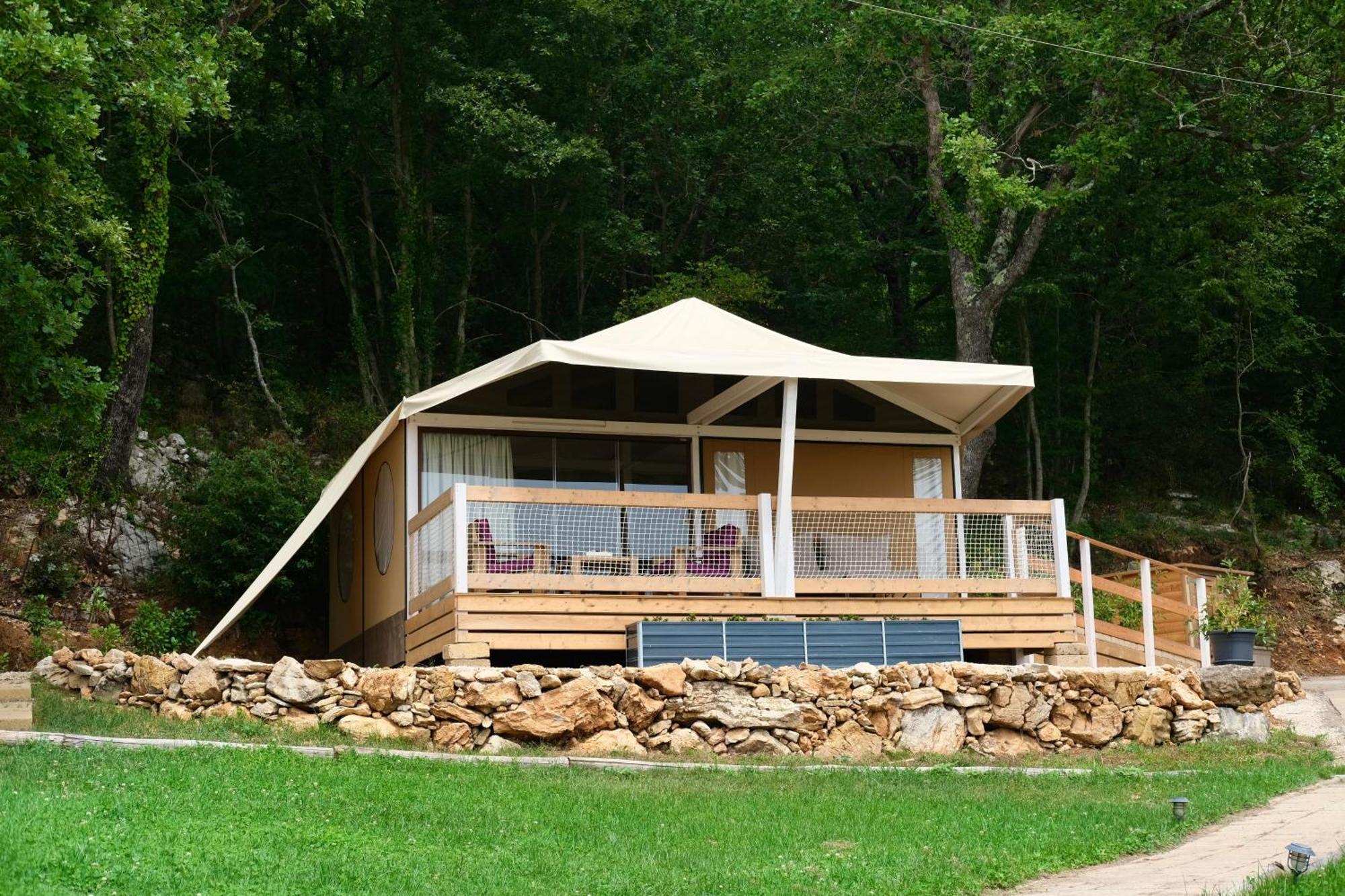 Отель Glamping La Ghianda Elmo Экстерьер фото